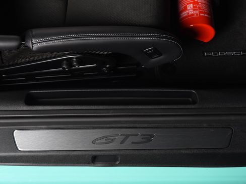 Used 2024 Porsche 911 GT3 RWD image 19