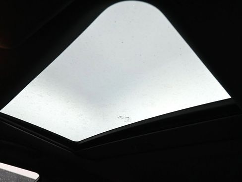 Used 2022 Dodge Charger GT w/ Performance Handling Group image 21