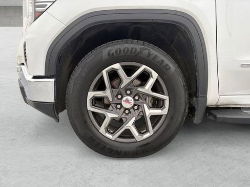 Certified 2024 GMC Sierra 1500 SLT AWD/4WD image 19