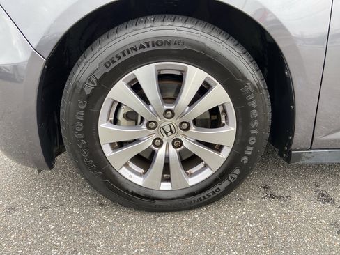 Used 2016 Honda Odyssey SE image 8