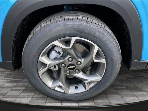 New 2026 Chevrolet Trax LT w/ Driver Confidence Package image 13