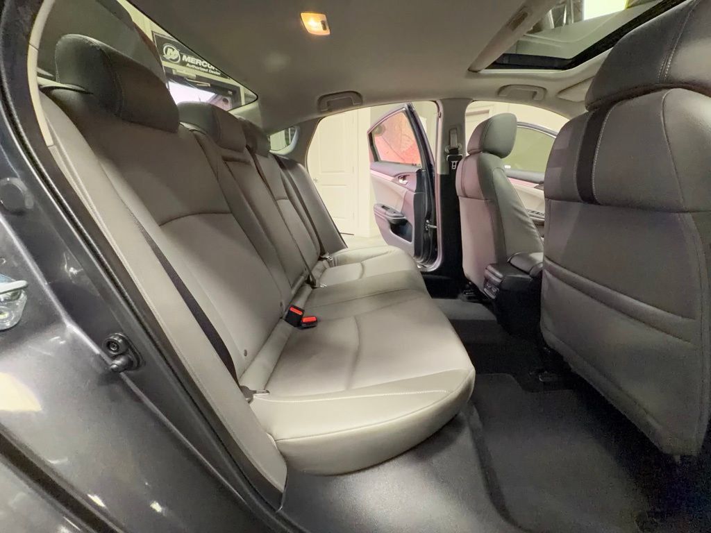 Used 2018 Honda Civic Touring image 46