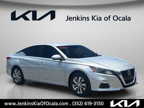 Used 2022 Nissan Altima 2.5 S w/ Driver Assist Package FWD image 1