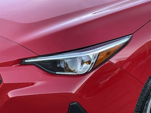 Certified 2025 Subaru Impreza 2.0i image 9