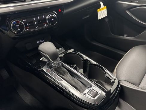 New 2026 Chevrolet Trax ACTIV w/ Sunroof Package image 20