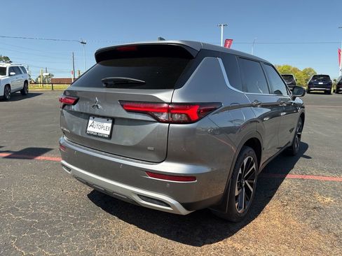 Used 2024 Mitsubishi Outlander SE FWD image 6