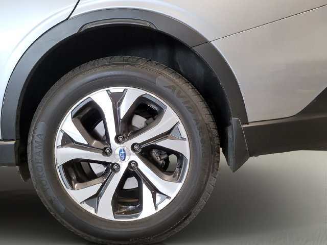 Used 2020 Subaru Outback Limited XT w/ Popular Package #2 AWD/4WD image 40