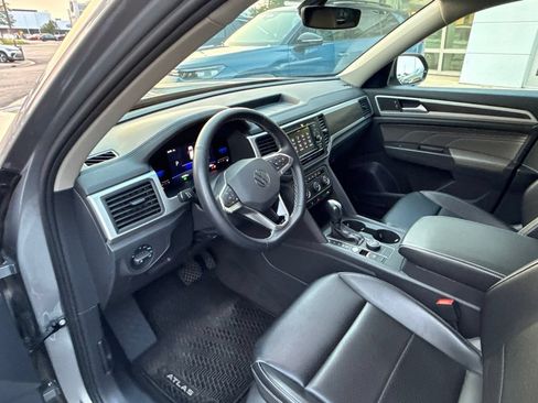 Used 2022 Volkswagen Atlas SE AWD/4WD image 12