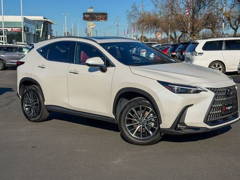 Used 2024 Lexus NX 350h AWD w/ Premium Package image 2