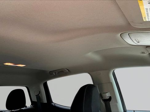 Used 2018 Chevrolet Colorado LT w/ LT Convenience Package RWD image 30