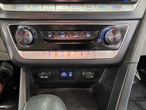 Used 2019 Hyundai Sonata SE w/ Winter Weather Package FWD image 17