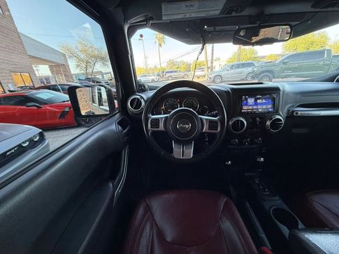 Used 2013 Jeep Wrangler Rubicon AWD/4WD image 51