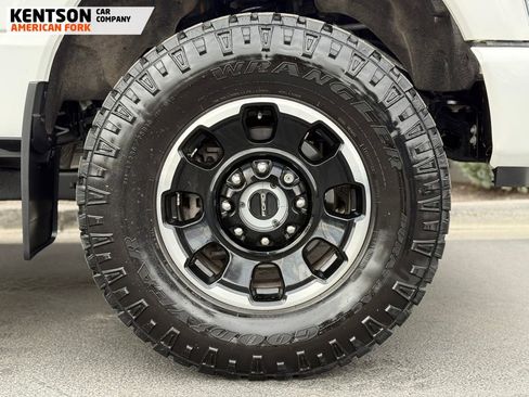 Used 2025 Ford F250 Platinum w/ Tremor Off-Road Package AWD/4WD image 17