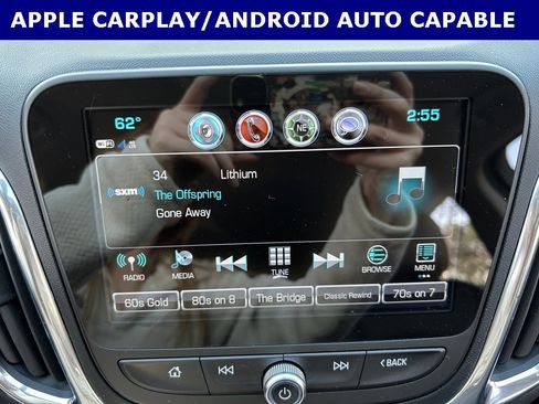 Used 2018 Chevrolet Equinox Premier image 13