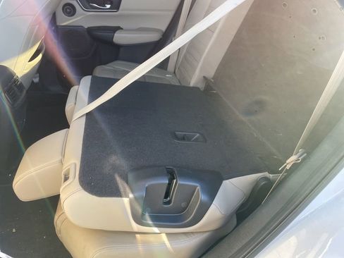 Used 2021 Honda CR-V EX-L image 30