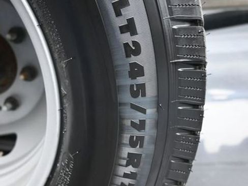 Used 2024 Ford F350 XLT image 41