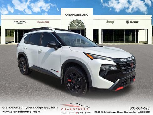 Used 2025 Nissan Rogue SV w/ Rock Creek Premium Package AWD/4WD image 1