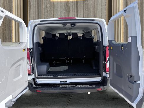 Used 2023 Ford Transit 350 XLT image 59