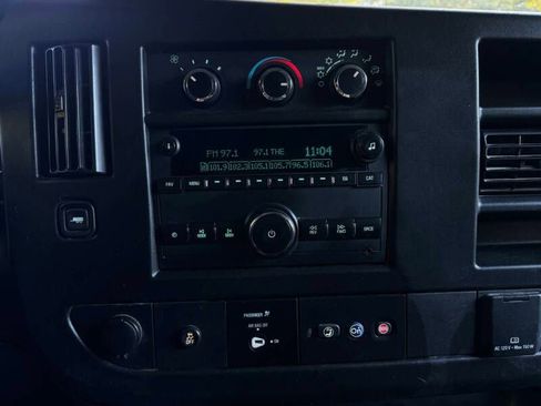 Used 2020 Chevrolet Express 2500 w/ Driver Convenience Package RWD image 10