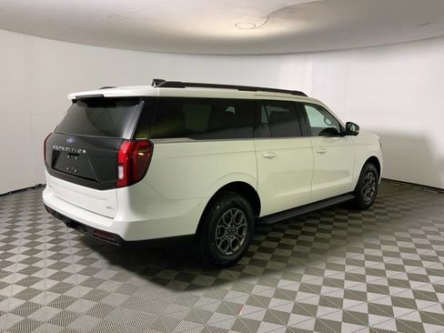 New 2026 Ford Expedition Max Active image 8