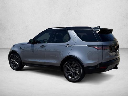 Used 2023 Land Rover Discovery HSE R-Dynamic AWD/4WD image 7