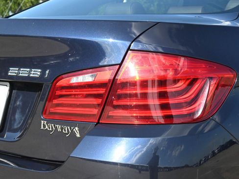 Used 2016 BMW 528i xDrive Sedan AWD/4WD image 23