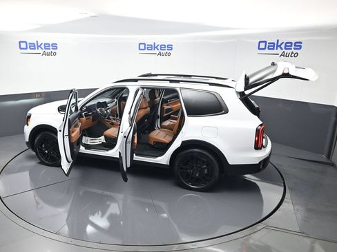 Certified 2025 Kia Telluride SX Prestige X-Line AWD/4WD image 64