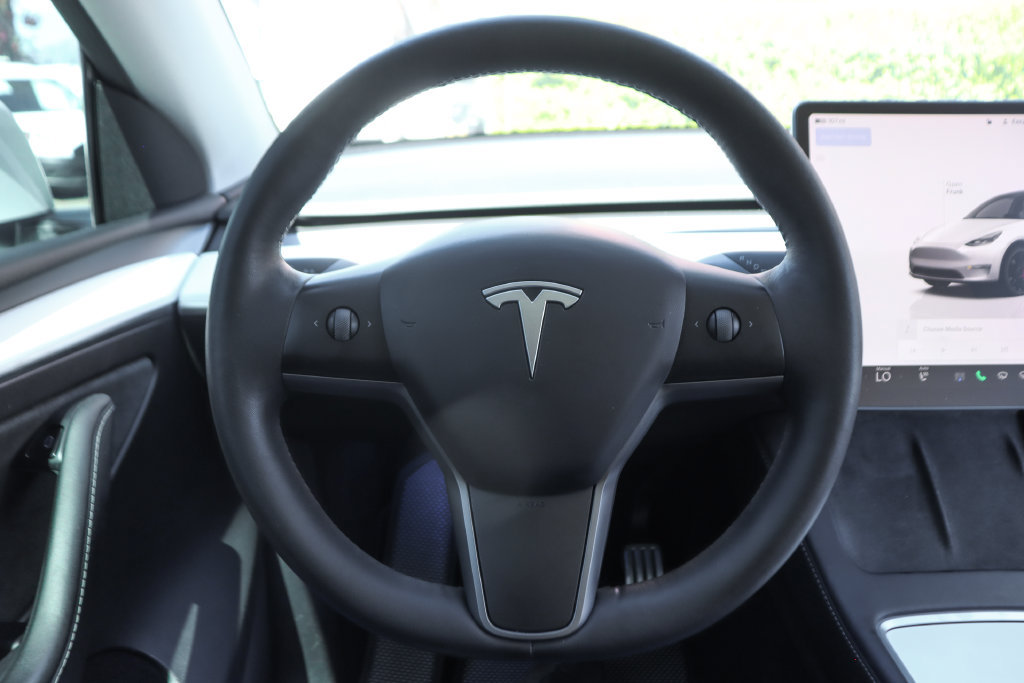Used 2023 Tesla Model Y Performance AWD/4WD image 20
