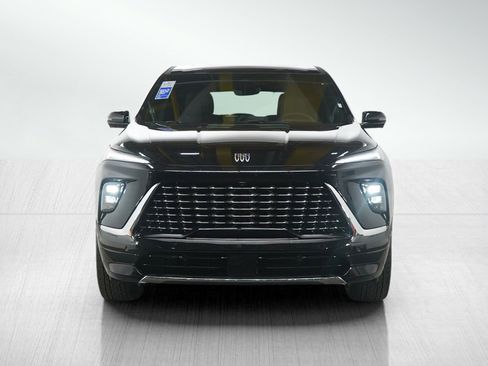 Used 2025 Buick Enclave Avenir w/ Super Cruise Package image 8