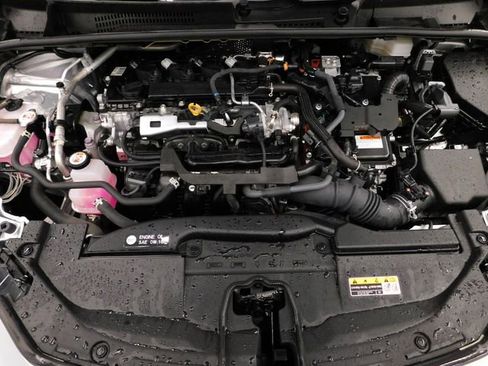 Used 2024 Toyota Prius Limited image 38