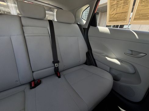 Used 2025 Hyundai Kona SEL AWD/4WD image 38