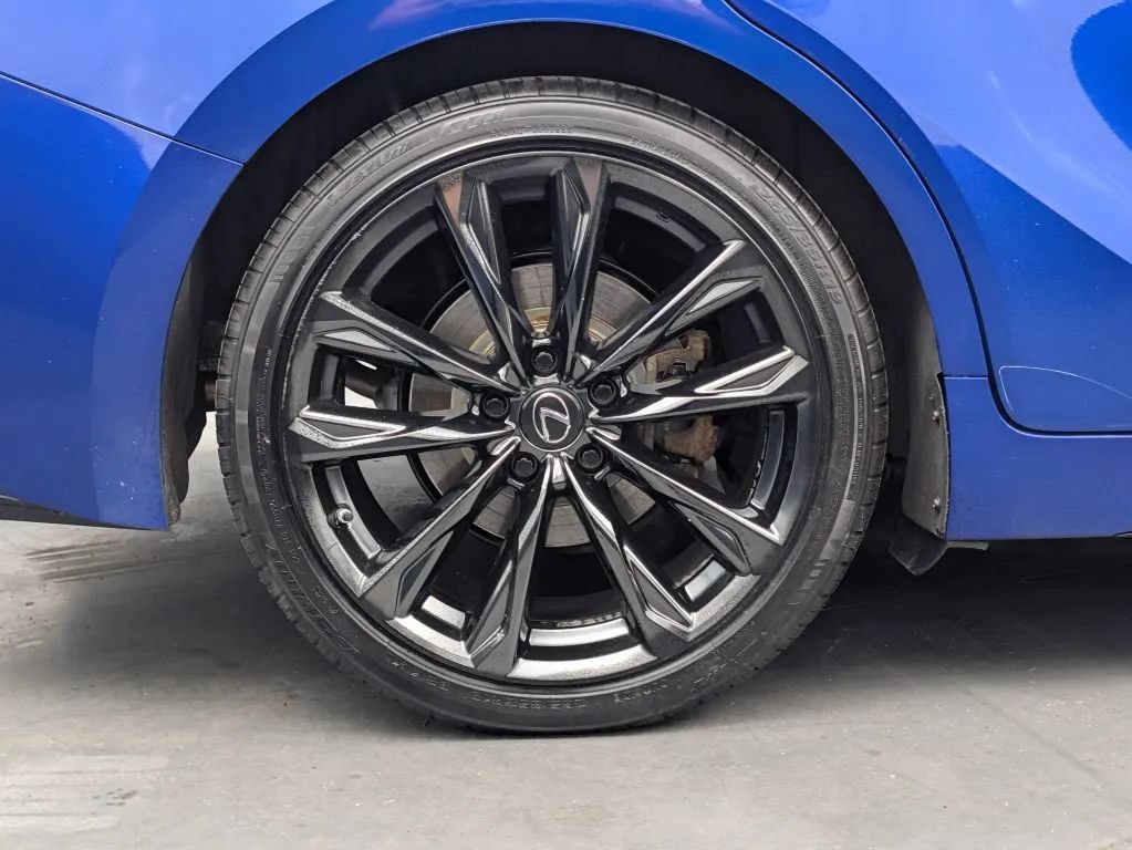 Used 2022 Lexus IS 350 F Sport w/ Memory Package AWD/4WD image 17