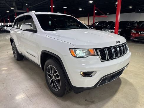 Used 2018 Jeep Grand Cherokee Limited image 8