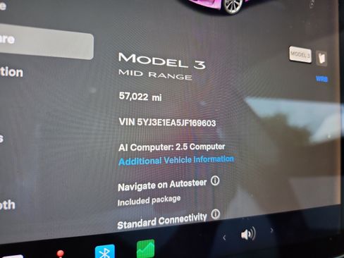 Used 2018 Tesla Model 3 Long Range RWD image 11
