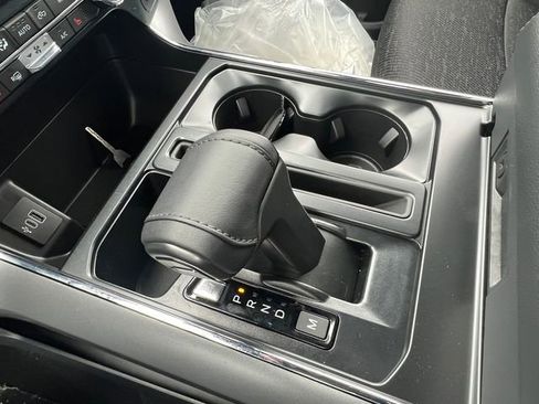 New 2026 Ford F150 XLT w/ Equipment Group 302A MID image 19