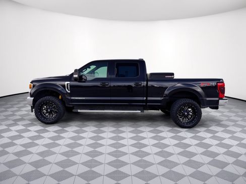 Used 2020 Ford F250 Lariat w/ Lariat Value Package AWD/4WD image 2