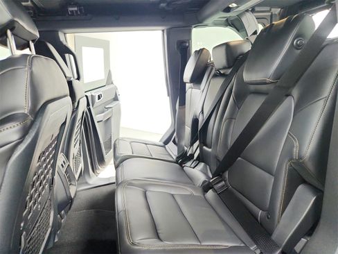 New 2025 Ford Bronco Badlands image 37