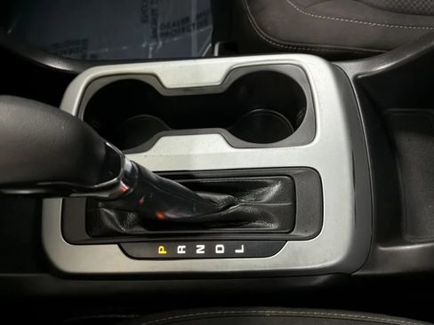 Used 2022 Chevrolet Colorado LT w/ Fleet Safety Package AWD/4WD image 12