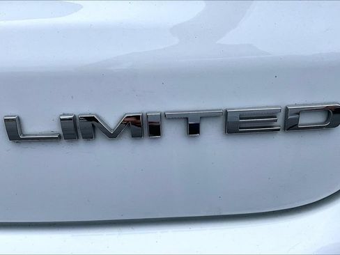 Used 2025 Jeep Compass Limited AWD/4WD image 26
