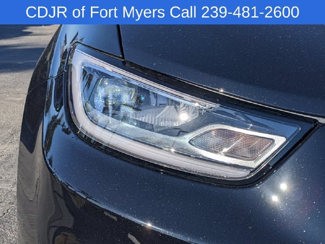 New 2026 Chrysler Pacifica Select FWD image 7