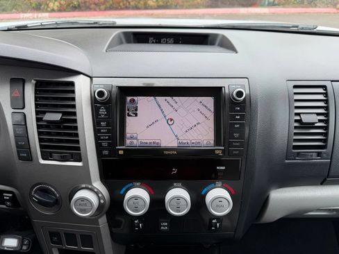 Used 2012 Toyota Tundra Limited w/ Memory Pkg AWD/4WD image 22