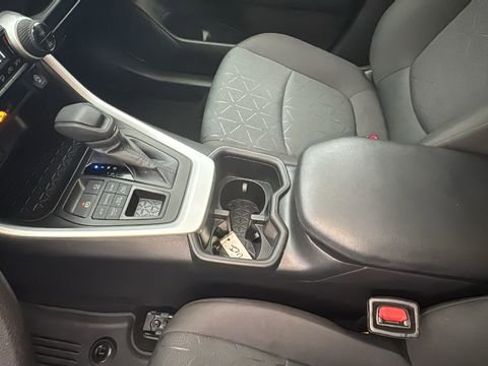 Used 2024 Toyota RAV4 XLE w/ Convenience Package image 23