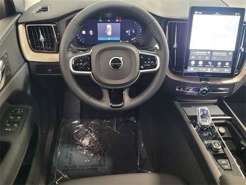 Certified 2026 Volvo XC60 B5 Plus w/ Protection Package Premier image 7