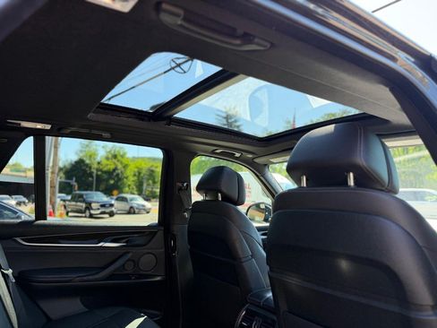 Used 2018 BMW X5 xDrive40e AWD/4WD image 30