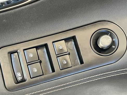 Used 2013 Buick LaCrosse Leather FWD image 13