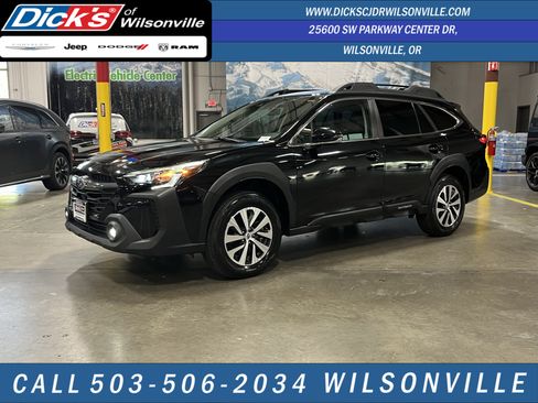 Used 2023 Subaru Outback Premium AWD/4WD image 1