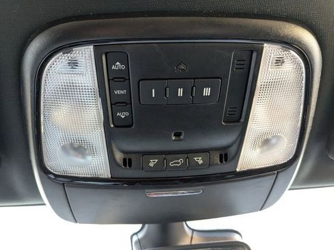 Used 2024 Dodge Durango GT image 23