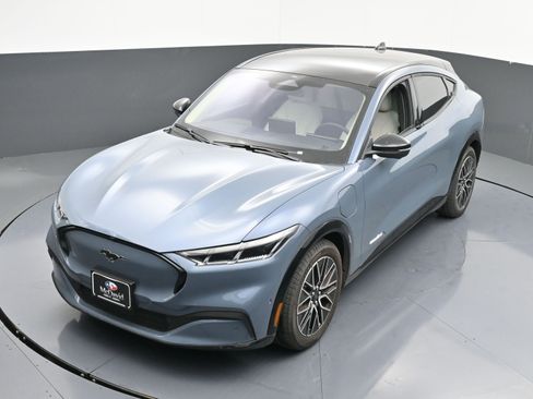 Used 2024 Ford Mustang Mach-E Premium image 32