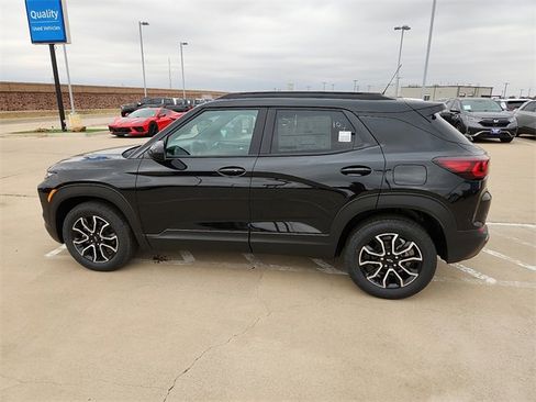 New 2026 Chevrolet TrailBlazer ACTIV image 2