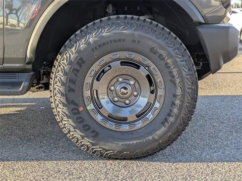 New 2025 Ford Bronco Outer Banks w/ Sasquatch Package image 11